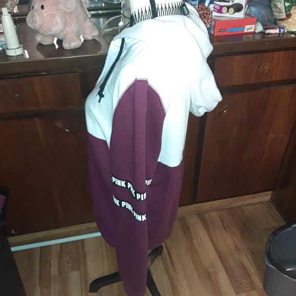 Vs pink set - Picture 3 of 9